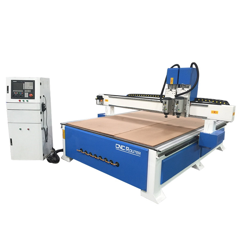 Yönlendirici CNC Çift Kafalar 3 Eksen Ağaç İşleme Kesici Makinesi