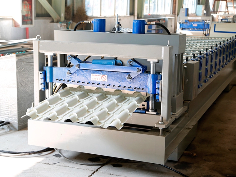 YX42-1000 Çatı Paneli Sırlı Çini Rulo Şekillendirme Makinesi