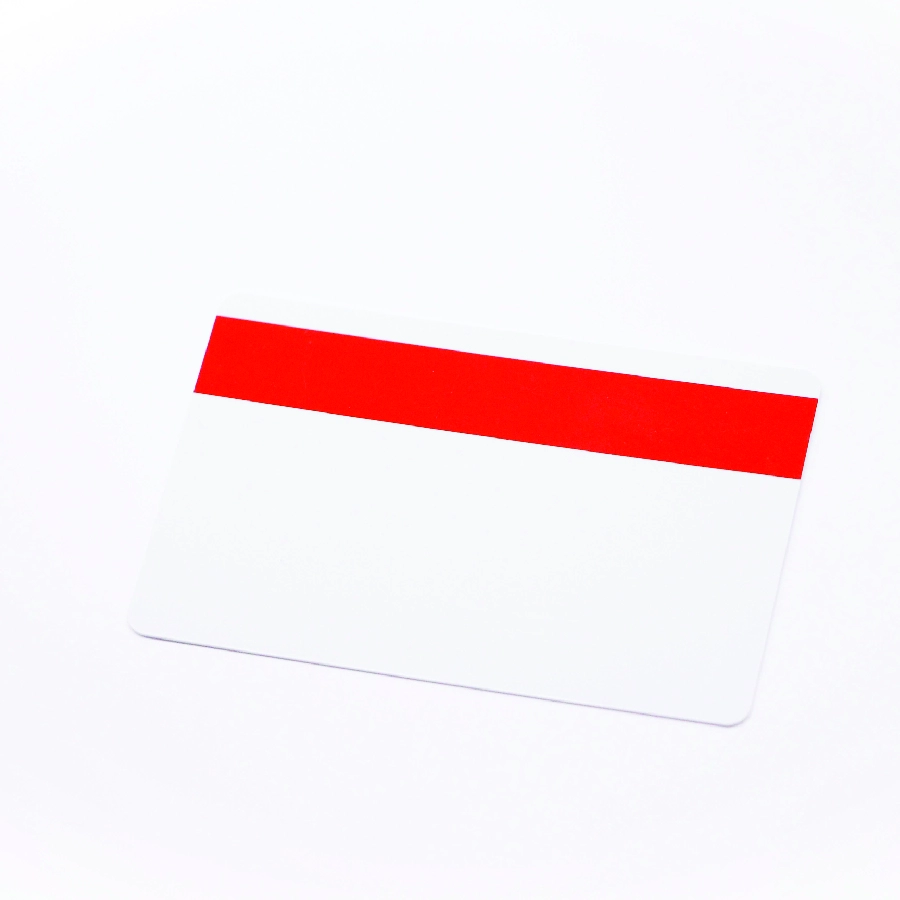Kırmızı manyetik şeritli PVC KART