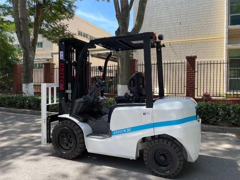 Satılık Beyaz Renk Ucuz Mitsubishi 3 Ton Dizel Forklift