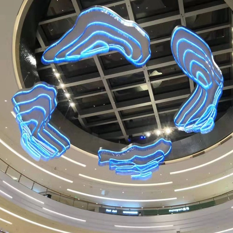 Alışveriş merkezi için parlak asılı bulut dekorasyonu