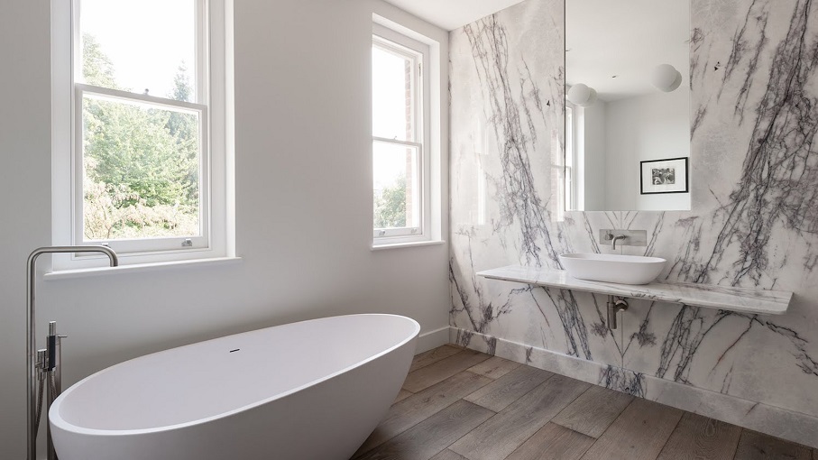 Lilac marble bathroom