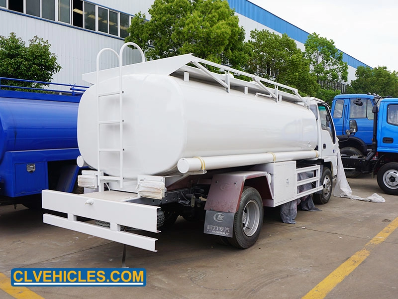 ISUZU 100P 3000 litre dizel yağ tankı kamyonu