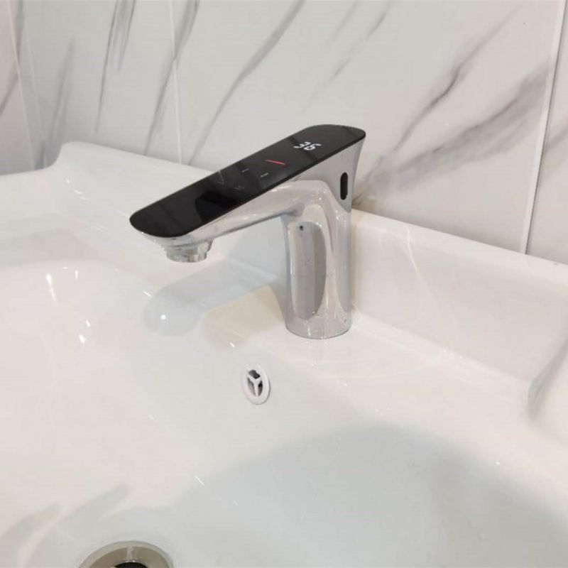 digital sensor faucet