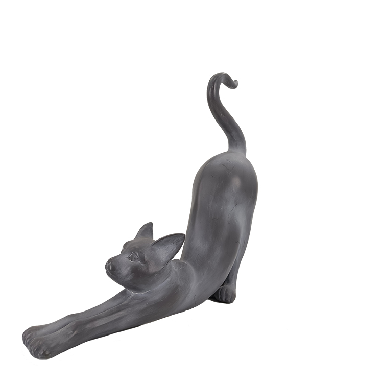 reçine gerilmiş kedi heykelcik